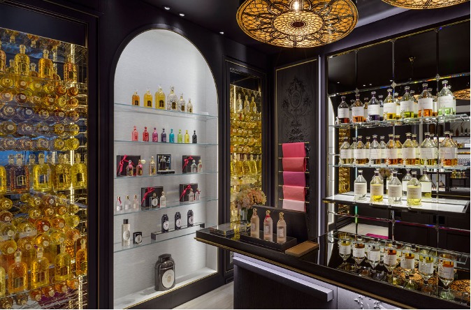 Expérience boutique : là où la marque ne peut plus tricher  Quand l’espace devient un test de cohérence  et fait naître le désir sans le promettre